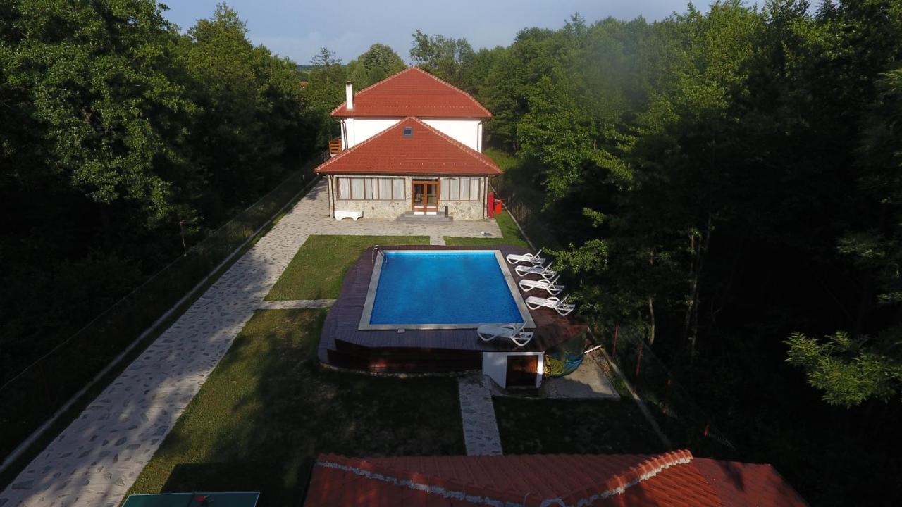 Pensiunea 2 A-mici Runcu  Exterior foto