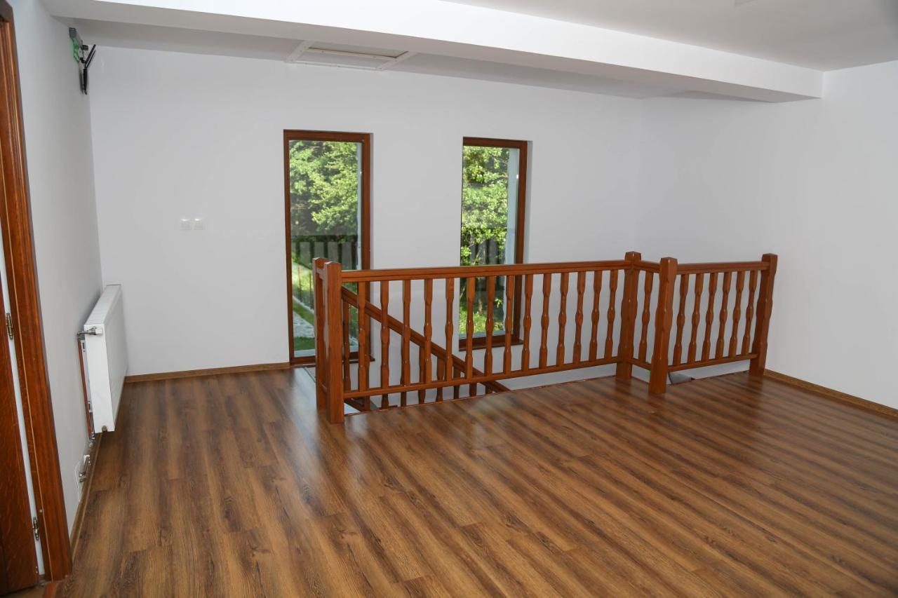 Pensiunea 2 A-mici Runcu  Exterior foto